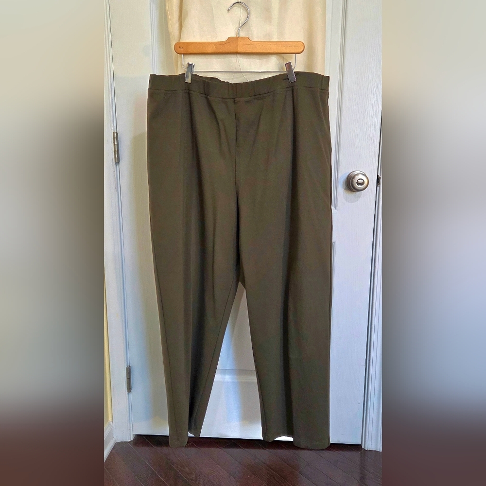 Eileen Fisher Ladie's Dark Olive Green Knit Pants
